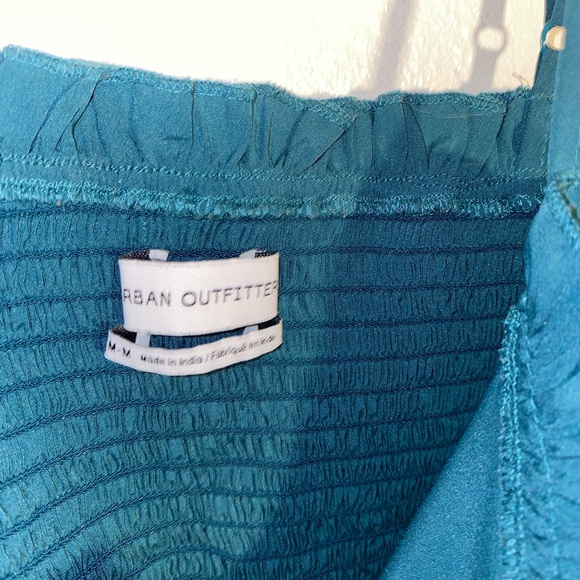 Urban outfitters size medium teal crop top - Picture 3 of 4